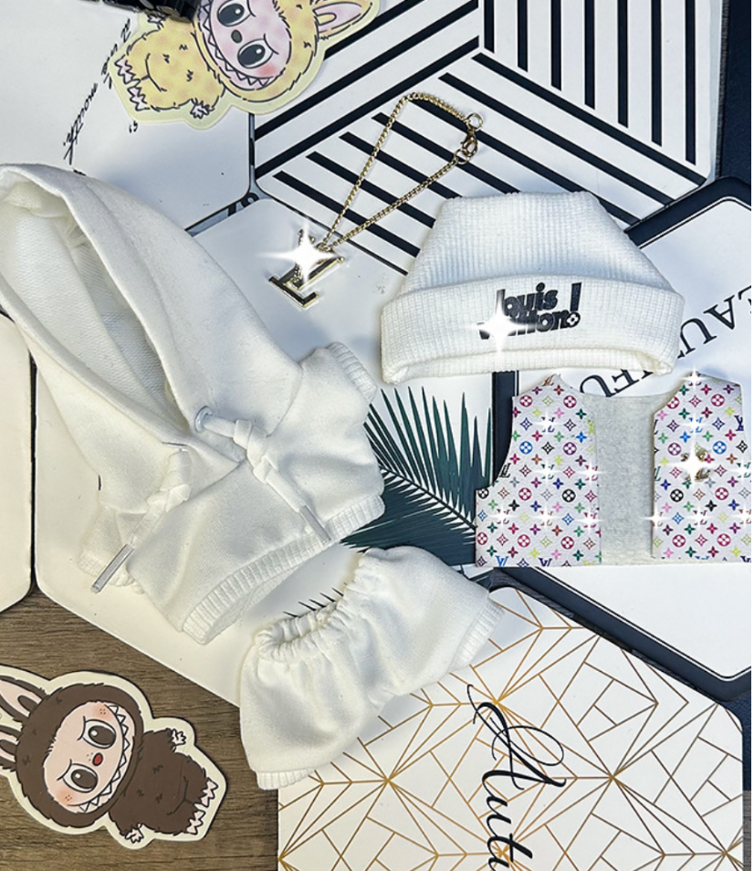 Labubu Big Louis V outfit